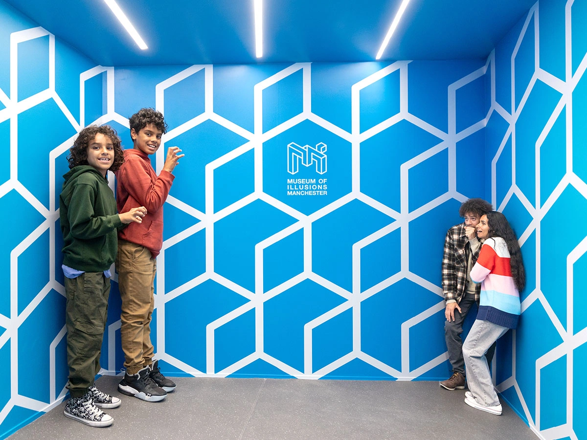 hp explore our exhibits_1200x900px